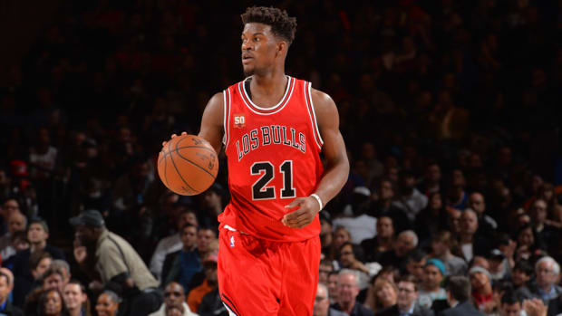 jimmy-butler-knee-surgery-bulls.jpg